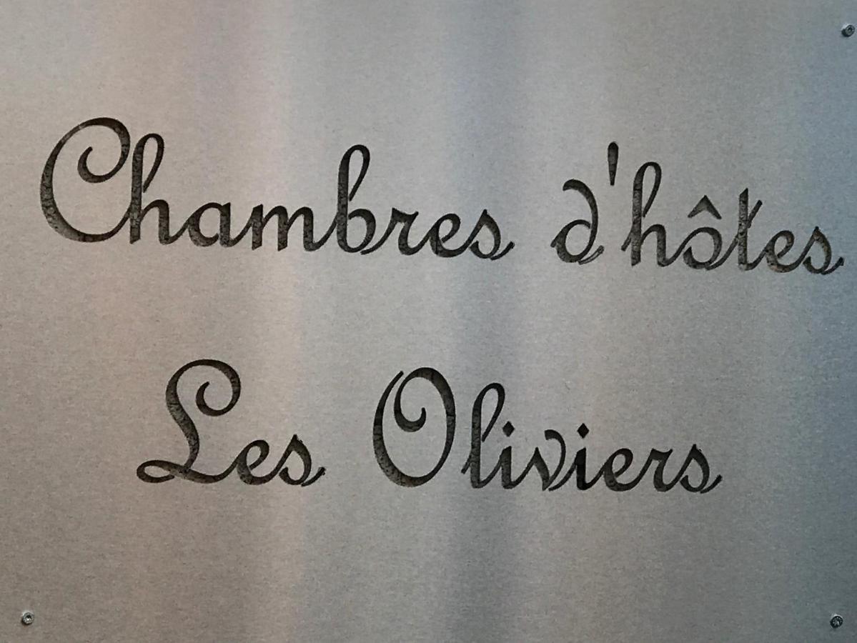 Chambres D'Hotes Les Oliviers - Marignane Exterior foto